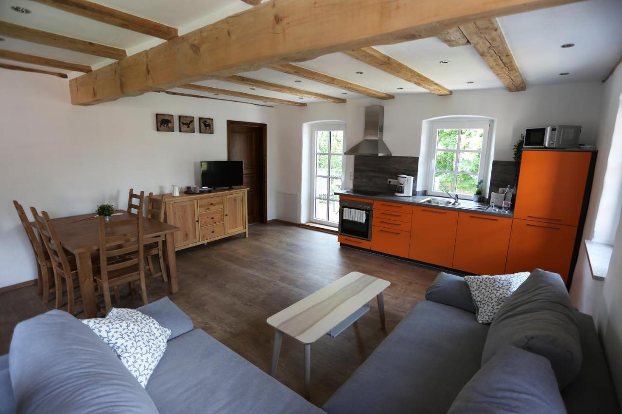 Apartmán Altes -Haus Gattendorf Exteriér fotografie